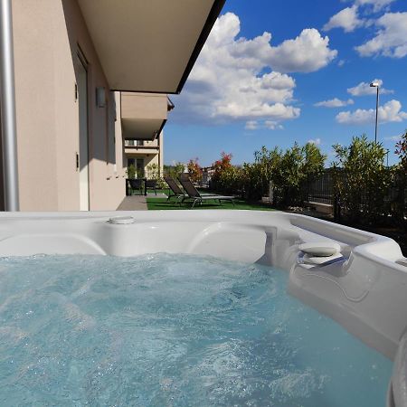 San Giorgio Design Home Con Jacuzzi Privata Colà Exterior foto